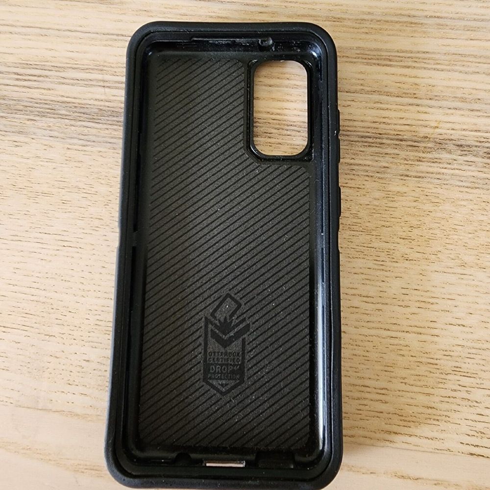 Otterbox Defender Pro Case With Metal Plate for Mount Samsung Galaxy S20 Black